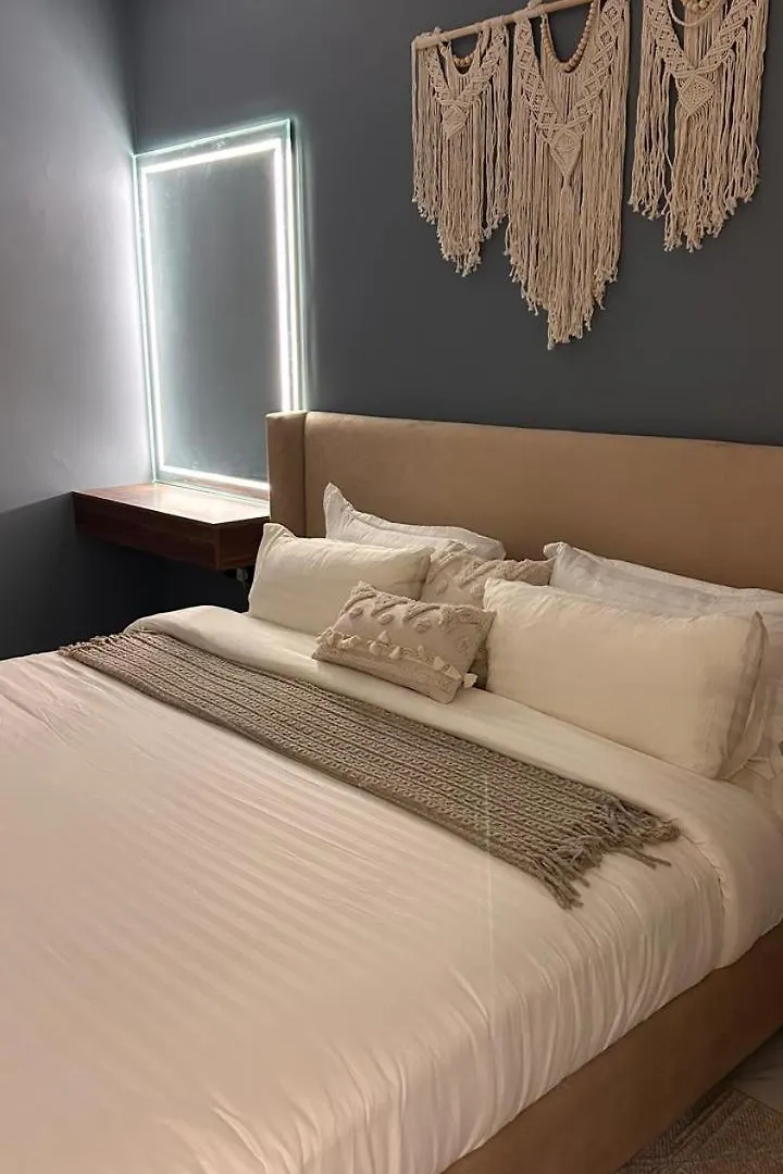 غرف فندقية بتصميم عصري Jeddah Saudi Arabia